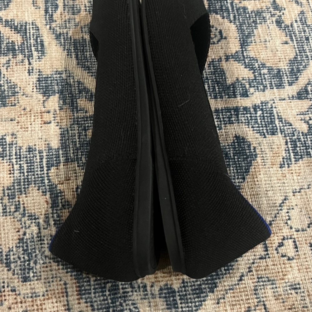 Rothy's Black Slip-On Flats with Blue Trim size 8 1/2 - Picture 11 of 12